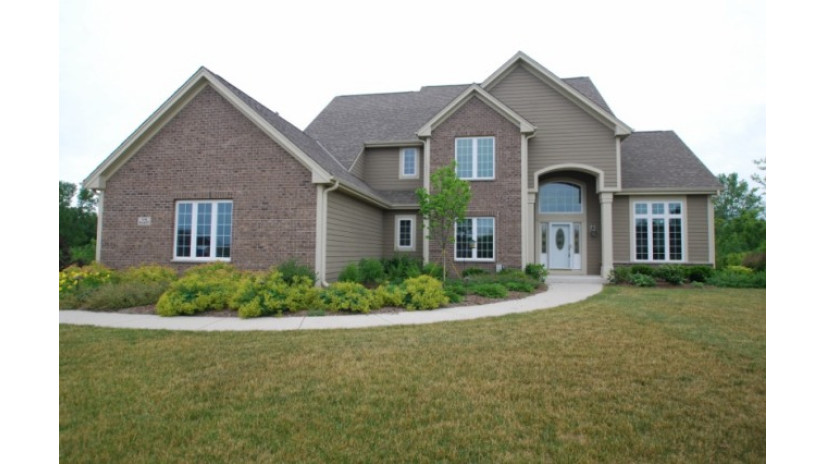 N98W14957 Tree Tops Dr Germantown, WI 53022 by Shorewest Realtors $590,000