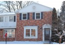 4959 W Colonial Ct 21, Greenfield, WI 53220 by Shorewest Realtors $84,500