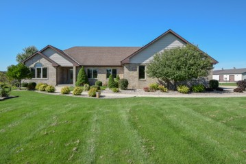 1927 43rd St, Raymond, WI 53108-9716