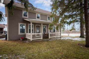 5323 Beaver Dam Rd, Addison, WI 53090