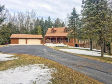 14004 Newton Rd, Valders, WI 54245