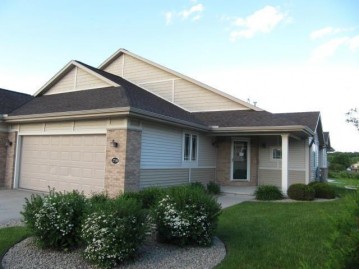 2708 River Ln, Two Rivers, WI 54241