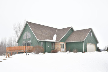 N951 County Rd Bb, Portland, WI 53579-9772