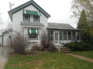 134 Fair St, Juneau, WI 53039-1204