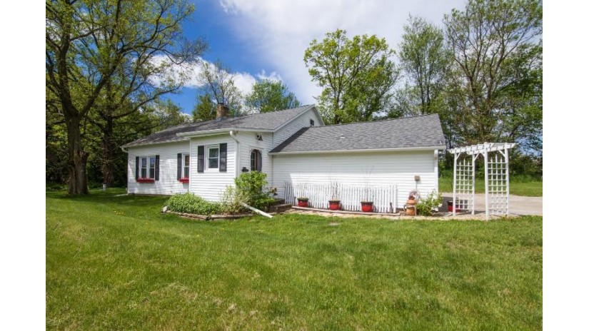 W7547 Island Church Rd Waterloo, WI 53594 by RE/MAX Community Realty $214,900