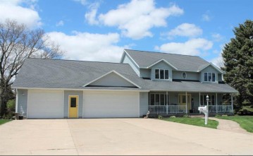 1805 W 4th Ave, Brodhead, WI 53520