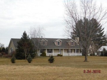 N1379 County Road F, Buffalo, WI 53949