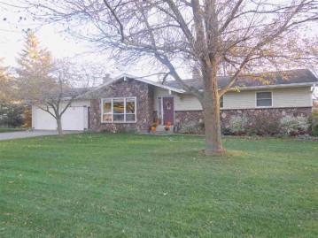 310 West Apollo Avenue, Dorchester, WI 54425