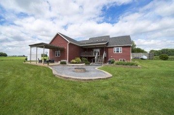 N1691 Welsh Rd, Emmet, WI 53098-3759