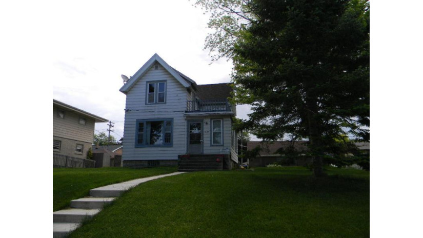 4168 N 92nd St 4168-A Milwaukee, WI 53222 by RE/MAX Lakeside-North $125,000