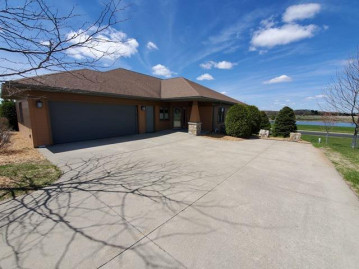 1909 Pheasant Run Drive, Marshfield, WI 54449