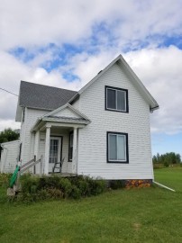 3622 E Tapawingo Rd, Mishicot, WI 54228-9453