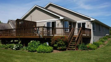 3383 Caleb Ct, Barton, WI 53090-1068