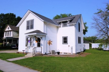 211 Wisconsin St, Adell, WI 53001-1165