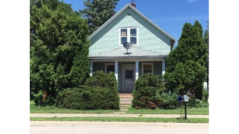 632 Mill St Reedsville, WI 54230 by 1st Anderson Real Estate $59,900