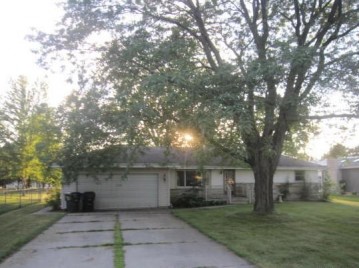 3748 Debby Ln, Caledonia, WI 53126-9508