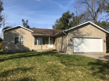 N2419 Mariondale Rd, Bloomfield, WI 53105-9011