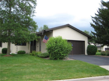 1015 Village Square Square, Altoona, WI 54720