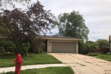 3441 S 12th Place, Sheboygan, WI 53081