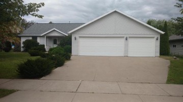 523 Tori Street, Omro, WI 54963-2005