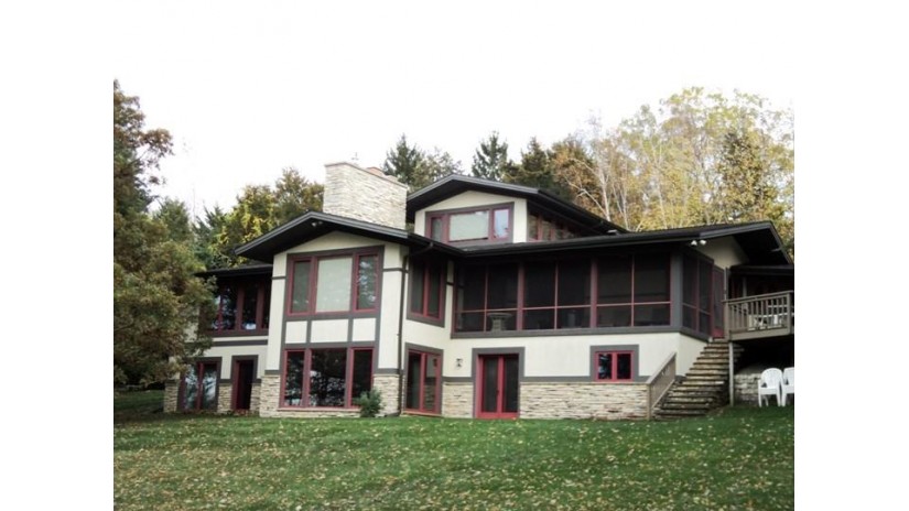 W2270 Oakwood Ave Green Lake, WI 54941 by Better Homes And Gardens Real Estate Special Prope $1,649,000