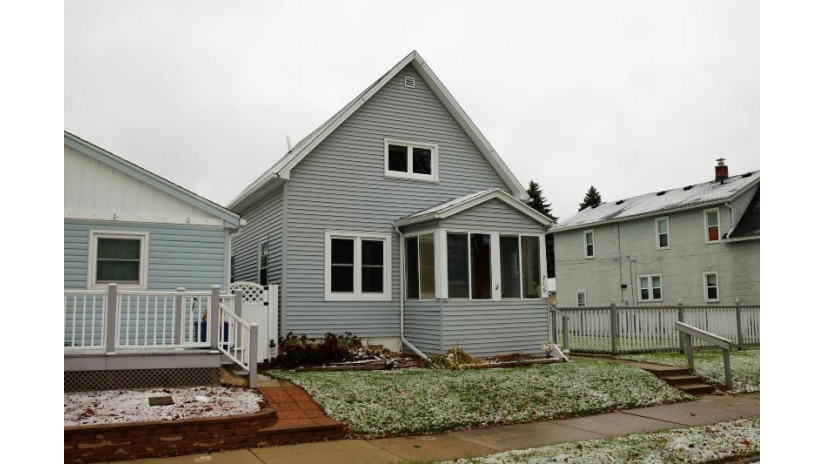 716 Monroe Ave South Milwaukee, WI 53172 by Parkway Realty, LLC $139,900