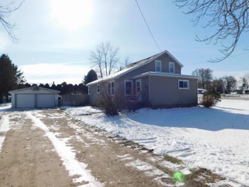 127 E 1st St, Waldo, WI 53093-1312