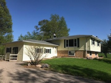 N3750 Sunny View Road, Waupaca, WI 54981