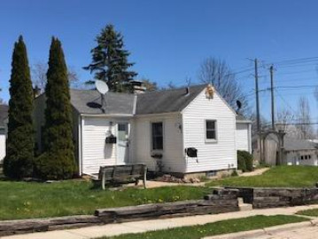 628 S Garfield Ave, Port Washington, WI 53074-2317