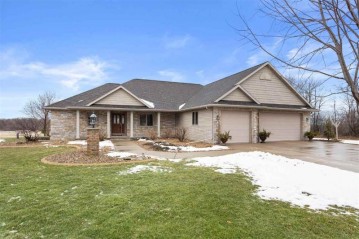 N3411 N Lakeshore Drive, Stockbridge, WI 53014