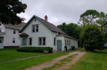 206 E Main Street, Chilton, WI 53014