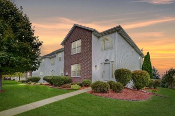 538 N Westmount Dr 4, Sun Prairie, WI 53590