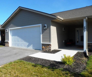 207 Tower Dr, Sheboygan Falls, WI 53085-9703