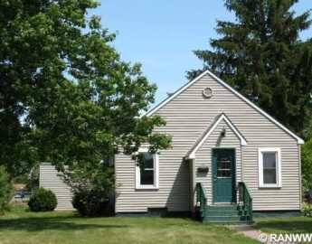 207 East Franklin St, Barron, WI 54812