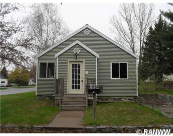 1537 8th Ave, Bloomer, WI 54724