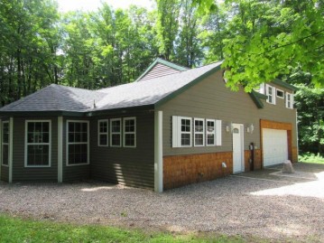 W4875 Twin Oaks Rd, Elton, WI 54430