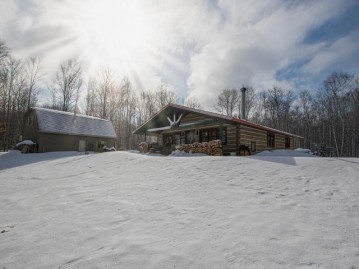 16566 Baker Ln, Hiles, WI 54511