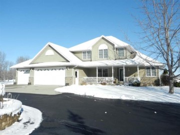 2006 Indian Point Road, Vinland, WI 54901-1335