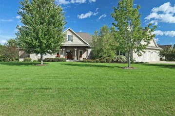 8036 Nichole Heights, Clayton, WI 54956