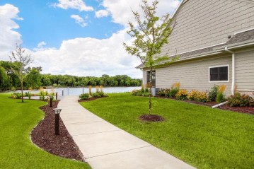 619 Pettibone Pointe Way D1, La Crosse, WI 54601-0000