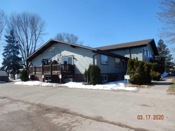 N5625 Riverside Drive 1, Wescott, WI 54166