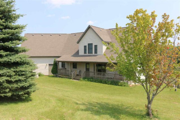 N4395 County Road Cd, Fountain Prairie, WI 53932