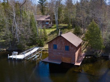 4223 Gordon Jackson Ln, Long Lake, WI 54542