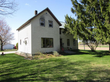 W3301 Highway 156, Lessor, WI 54162-8371