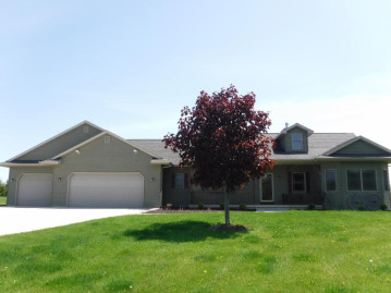 5009 Wagon Wheel Rd, Kossuth, WI 54220