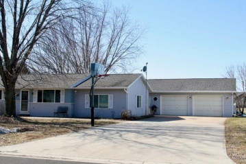 521 James Street, Stockbridge, WI 53088