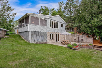 18918 Twin Bay Ln, Schleswig, WI 53042-3759