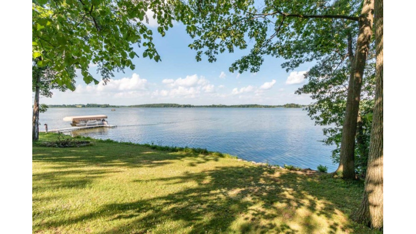 N5186 Sinissippi Point Rd Hubbard, WI 53039 by Shorewest Realtors $259,000