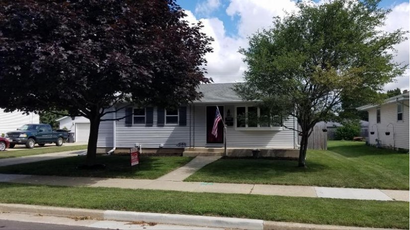 9032 Carol Ann Dr Sturtevant, WI 53177 by Jeff Braun Realty, LLC $164,900