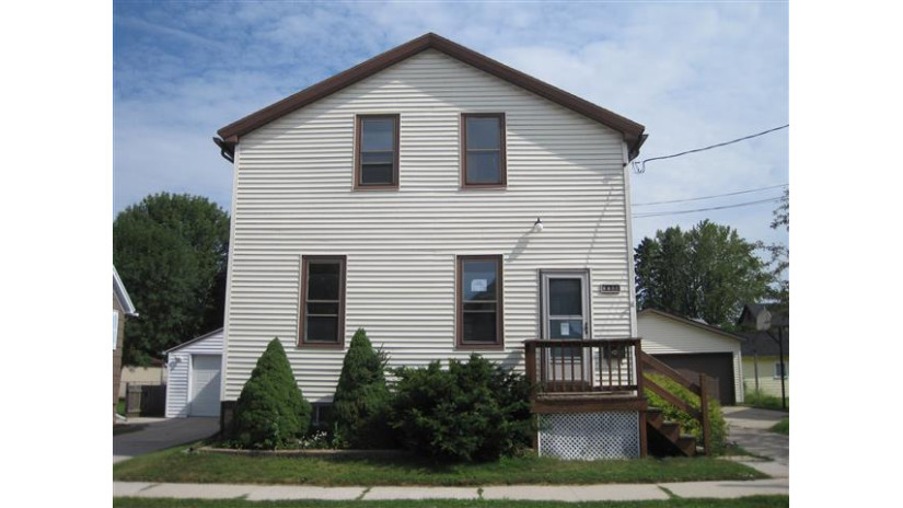 1708 20th St Two Rivers, WI 54241 by Coldwell Banker Real Estate Group~Manitowoc $54,500